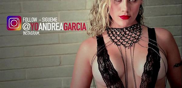  Andrea Garcia - Directora de cine porno en acción - Entra al reality show en tiempo real